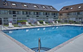 Admiralty Inn Suites Falmouth Ma